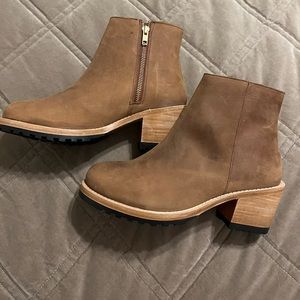 Portland Leather Goods ‘AP’ Ankle Booties in Caribou